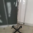 Stojan posuvný na germicídne lampy Stojan posuvný na germicídne lampy
